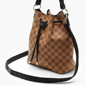 ♟Checkered Duffle/Bucket Bag-NWT